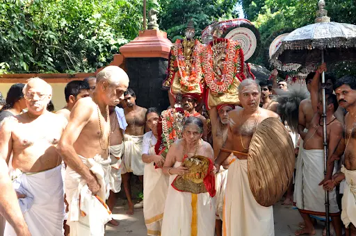 Ezhunalathu Procession